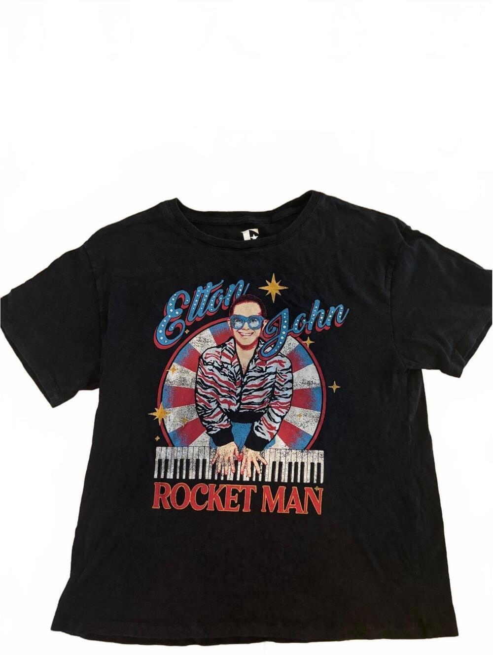 Elton John Rocket Man Graphic Tee Size Medium